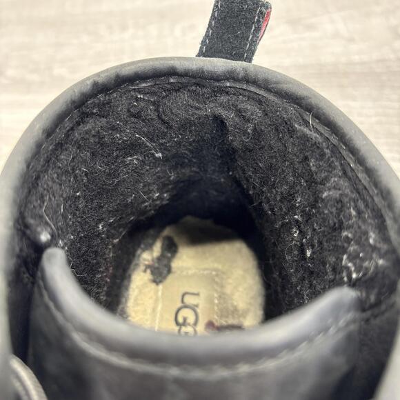 UGG Neumel Weather II Waterproof Black Leather Chukka Boots Size US 11 Men - Picture 16 of 16